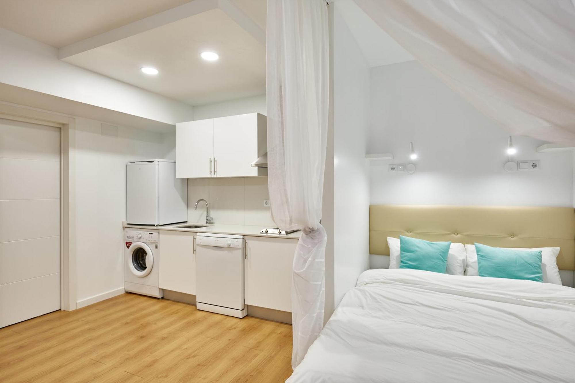 Aparthotel Happy Life